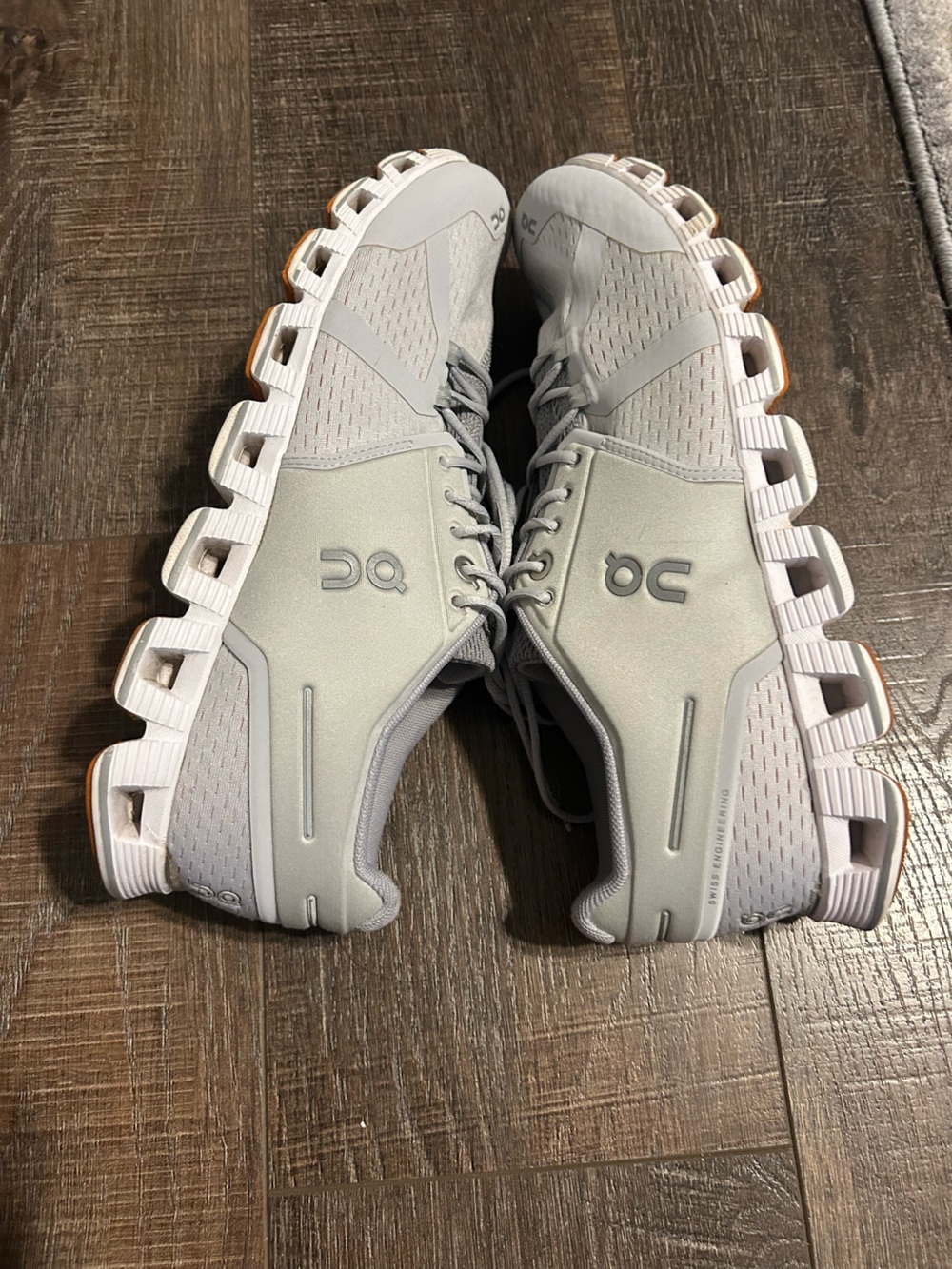 On Running women’s Cloudswift Sneakers in Light Gray with White Soles